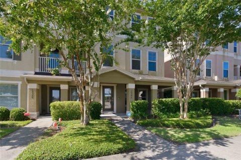 Townhouse in Orlando, Florida 3 bedrooms, 218.88 sq.m. № 2134437 - photo 3