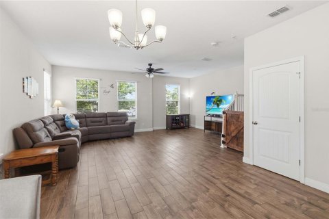 Townhouse in Orlando, Florida 3 bedrooms, 218.88 sq.m. № 2134437 - photo 27