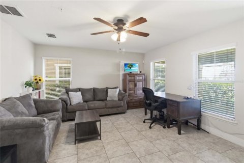 Townhouse in Orlando, Florida 3 bedrooms, 218.88 sq.m. № 2134437 - photo 11