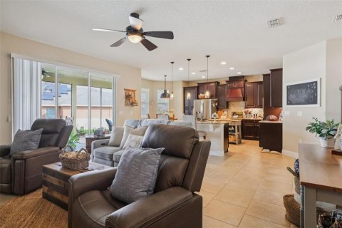 Casa en venta en Apopka, Florida, 4 dormitorios, 256.87 m2 № 2200342 - foto 12