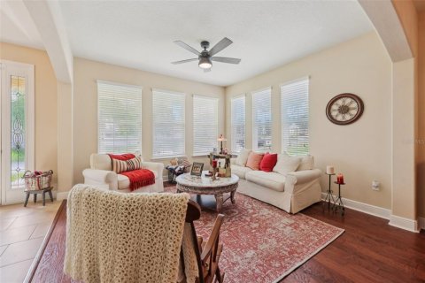 Casa en venta en Apopka, Florida, 4 dormitorios, 256.87 m2 № 2200342 - foto 10