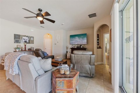 Casa en venta en Apopka, Florida, 4 dormitorios, 256.87 m2 № 2200342 - foto 11