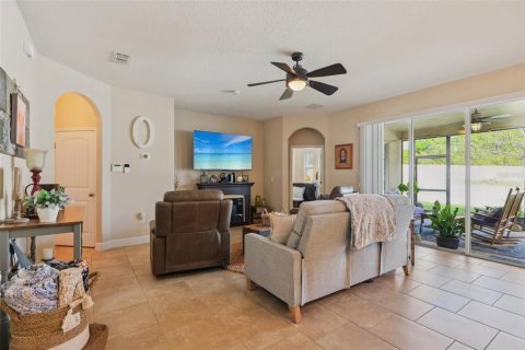 Casa en venta en Apopka, Florida, 4 dormitorios, 256.87 m2 № 2200342 - foto 4