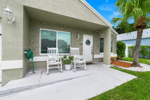 Villa ou maison à vendre à Boynton Beach, Floride: 3 chambres, 107.3 m2 № 2250007 - photo 24
