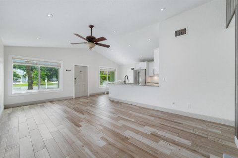 Villa ou maison à vendre à Boynton Beach, Floride: 3 chambres, 107.3 m2 № 2250007 - photo 30