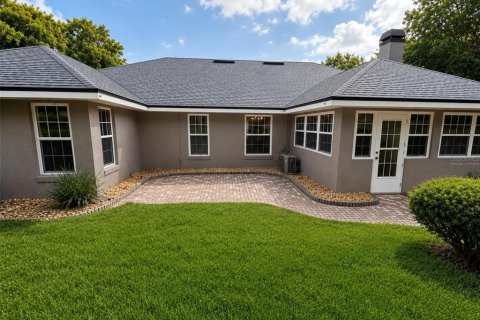 Villa ou maison à vendre à Mount Dora, Floride: 3 chambres, 203.64 m2 № 2126799 - photo 3