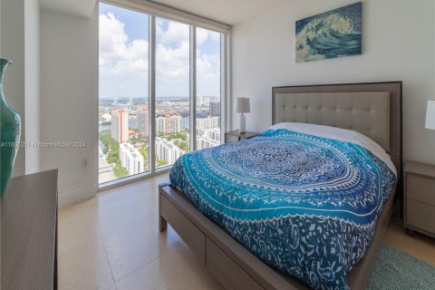 Copropriété à louer à Sunny Isles Beach, Floride: 2 chambres, 132.2 m2 № 1709058 - photo 14
