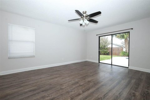 House in Windermere, Florida 3 bedrooms, 168.99 sq.m. № 2109715 - photo 6