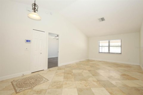 House in Windermere, Florida 3 bedrooms, 168.99 sq.m. № 2109715 - photo 5