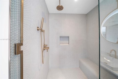 Copropriété à vendre à Miami, Floride: 3 chambres, 191.19 m2 № 1924200 - photo 23