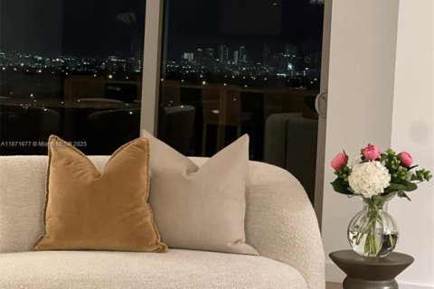 Copropriété à vendre à Miami, Floride: 3 chambres, 191.19 m2 № 1924200 - photo 6