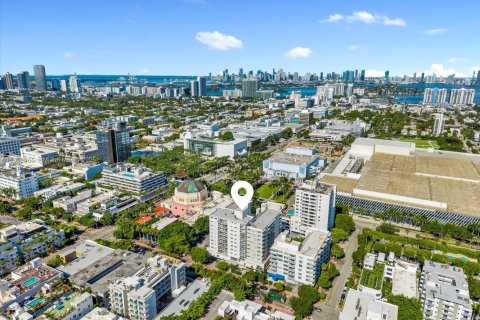 Condo in Miami Beach, Florida, 1 bedroom  № 1871825 - photo 21