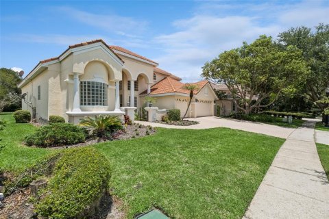 Casa en venta en Orlando, Florida, 6 dormitorios, 342.53 m2 № 2127197 - foto 2