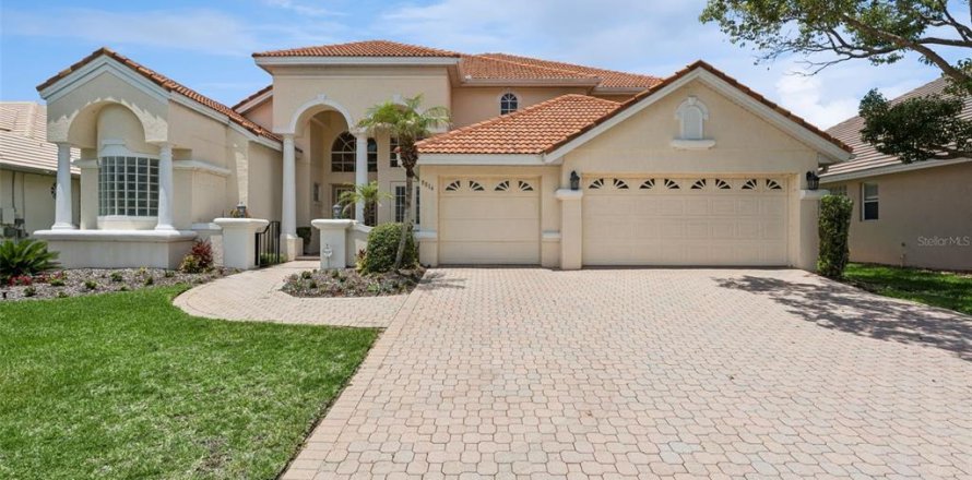 Casa en Orlando, Florida 6 dormitorios, 342.53 m2 № 2127197