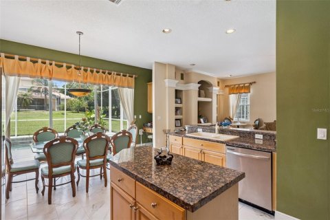 Casa en venta en Orlando, Florida, 6 dormitorios, 342.53 m2 № 2127197 - foto 15