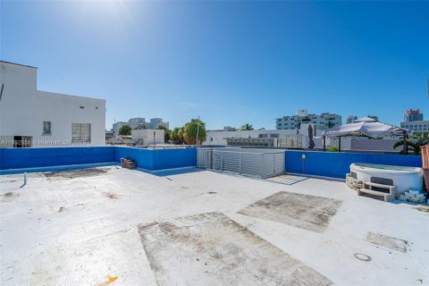 Снять в аренду кондоминиум в Майами, Флорида 2 спальни, 77.85м2, № 1945338 - фото 16