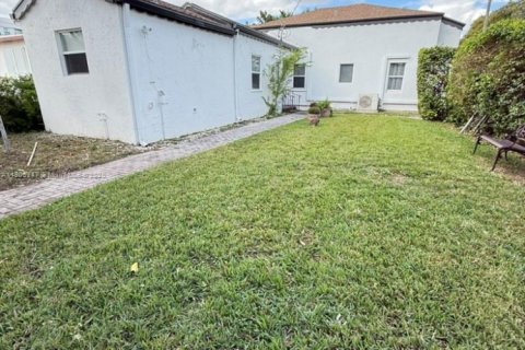 Купить виллу или дом в Холливуд, Флорида 3 спальни, 123.19м2, № 1956406 - фото 5