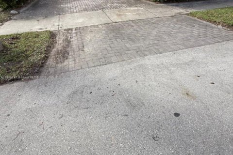 Купить виллу или дом в Холливуд, Флорида 3 спальни, 123.19м2, № 1956406 - фото 8