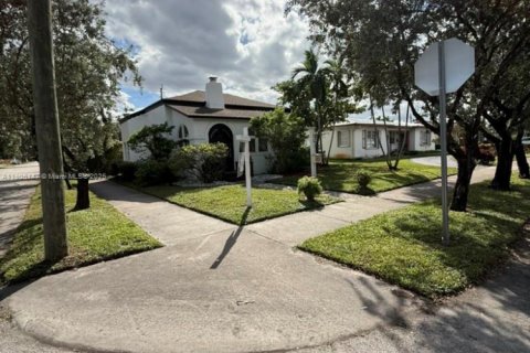 Купить виллу или дом в Холливуд, Флорида 3 спальни, 123.19м2, № 1956406 - фото 4