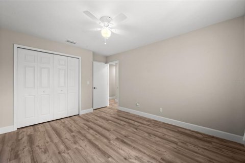 Condo in Cape Coral, Florida, 3 bedrooms  № 2396189 - photo 30