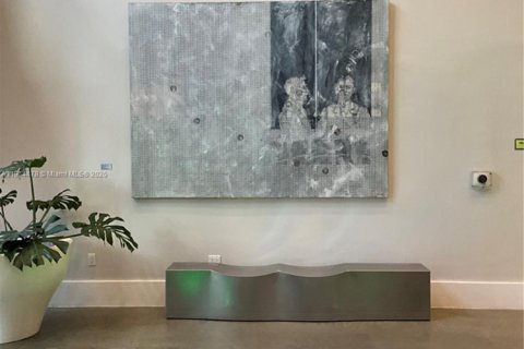 Condominio en alquiler en Miami, Florida, 1 dormitorio, 60.48 m2 № 1970009 - foto 25