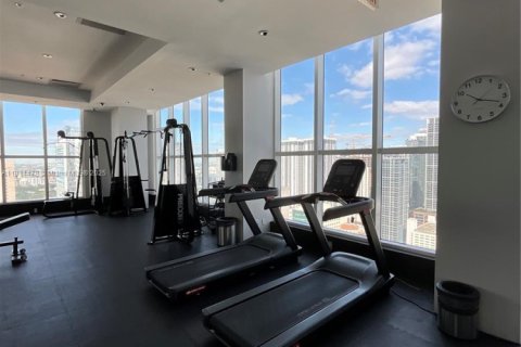 Condominio en alquiler en Miami, Florida, 1 dormitorio, 60.48 m2 № 1970009 - foto 15