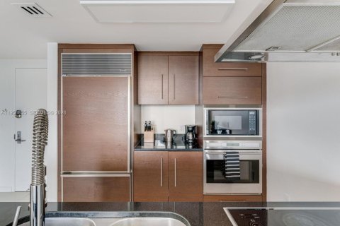 Купить кондоминиум в Майами, Флорида 1 спальня, 78.22м2, № 2090128 - фото 5