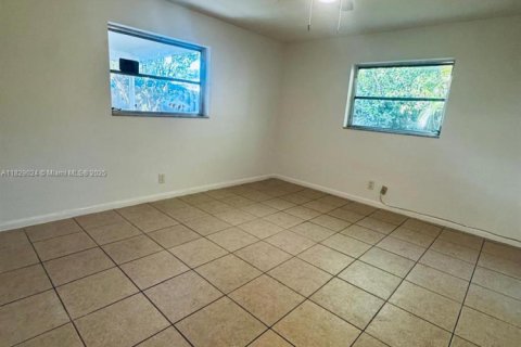 Villa ou maison à louer à Pompano Beach, Floride: 1 chambre, 74.32 m2 № 1844043 - photo 6