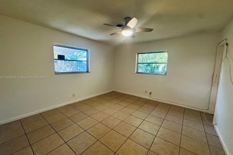 Villa ou maison à louer à Pompano Beach, Floride: 1 chambre, 74.32 m2 № 1844043 - photo 5