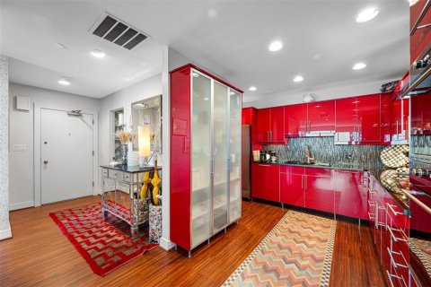 Copropriété à vendre à Saint Petersburg, Floride: 1 chambre, 106.47 m2 № 1425057 - photo 4