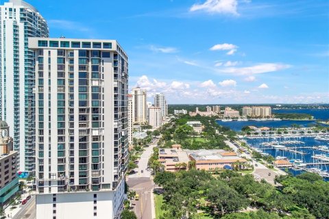 Copropriété à vendre à Saint Petersburg, Floride: 1 chambre, 106.47 m2 № 1425057 - photo 1