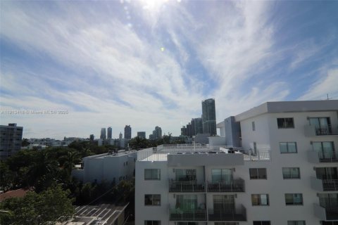 Copropriété à vendre à Miami Beach, Floride: 1 chambre, 62.34 m2 № 1968811 - photo 21
