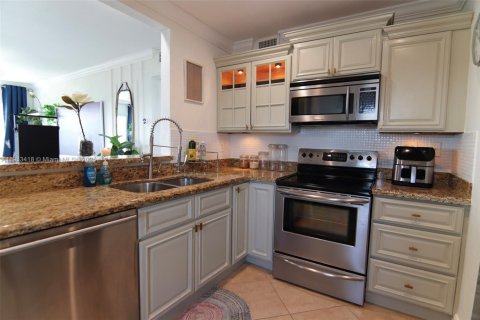 Copropriété à vendre à Miami Beach, Floride: 1 chambre, 62.34 m2 № 1968811 - photo 6