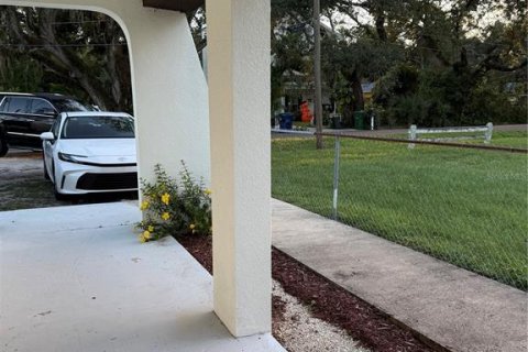 Villa ou maison à louer à Tampa, Floride: 3 chambres, 151.34 m2 № 2425944 - photo 7