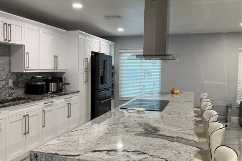 Villa ou maison à louer à Tampa, Floride: 3 chambres, 151.34 m2 № 2425944 - photo 16