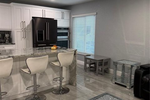 Villa ou maison à louer à Tampa, Floride: 3 chambres, 151.34 m2 № 2425944 - photo 14