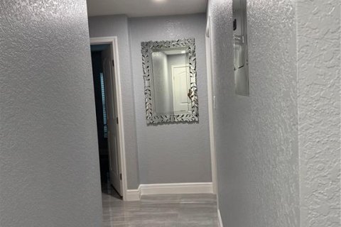 Villa ou maison à louer à Tampa, Floride: 3 chambres, 151.34 m2 № 2425944 - photo 18