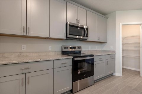 Villa ou maison à vendre à Haines City, Floride: 4 chambres, 249.63 m2 № 2139992 - photo 10