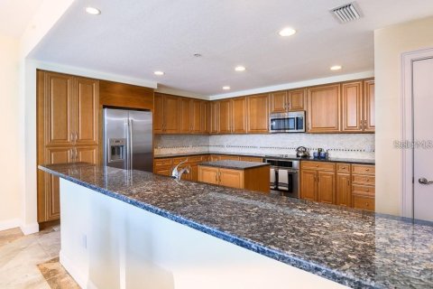 Condo in Palmetto, Florida, 3 bedrooms № 2144231 - photo 8