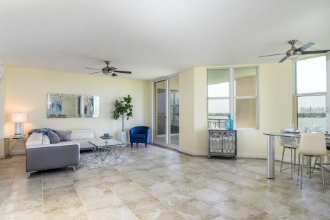 Condo in Palmetto, Florida, 3 bedrooms № 2144231 - photo 25