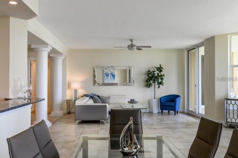 Condo in Palmetto, Florida, 3 bedrooms № 2144231 - photo 6