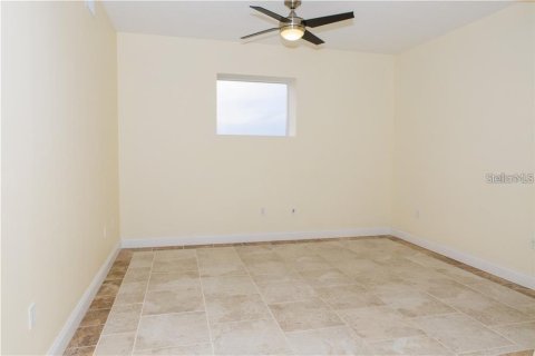 Condo in Palmetto, Florida, 3 bedrooms № 2144231 - photo 19
