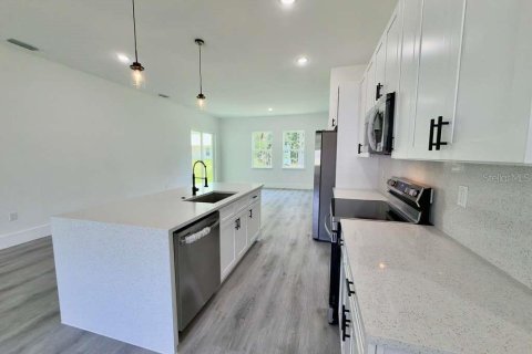 Casa en venta en Ocala, Florida, 4 dormitorios, 176.14 m2 № 2217700 - foto 19