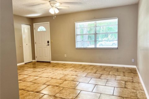 House in DeLand, Florida 3 bedrooms, 92.9 sq.m. № 1884581 - photo 4