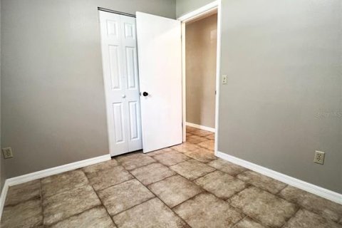 House in DeLand, Florida 3 bedrooms, 92.9 sq.m. № 1884581 - photo 12