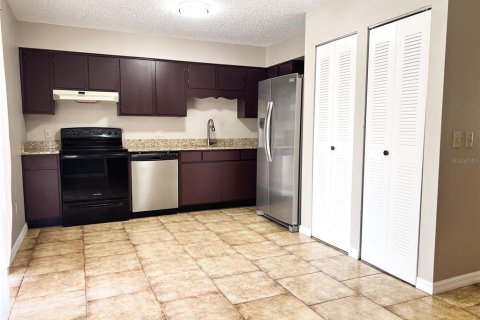House in DeLand, Florida 3 bedrooms, 92.9 sq.m. № 1884581 - photo 6