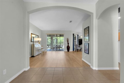 House in Clermont, Florida 5 bedrooms, 249.16 sq.m. № 2151837 - photo 4