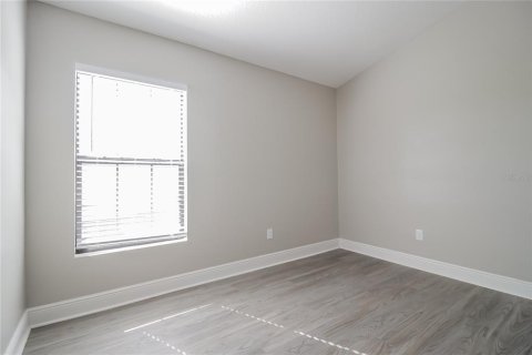 Casa en alquiler en Kissimmee, Florida, 3 dormitorios, 166.11 m2 № 1826692 - foto 13