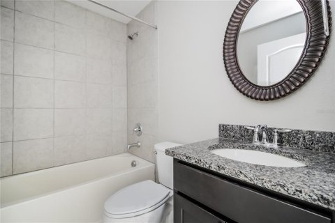 Casa en alquiler en Kissimmee, Florida, 3 dormitorios, 166.11 m2 № 1826692 - foto 15