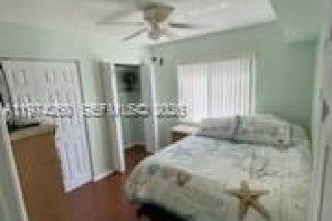 Condo in Port St. Lucie, Florida, 2 bedrooms  № 2041749 - photo 14